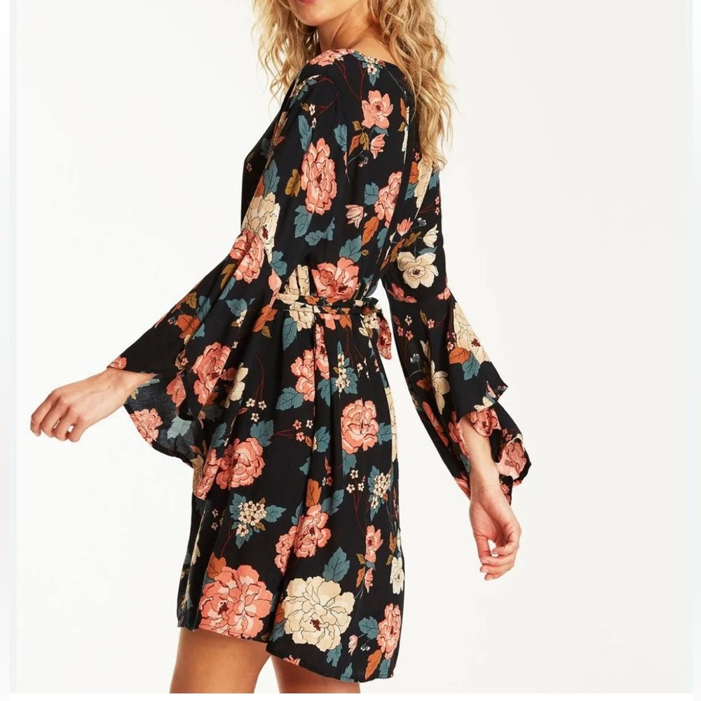 NWT Billabong Always Love Mini Dress Boho Wide Sleeves, Belt, Beach